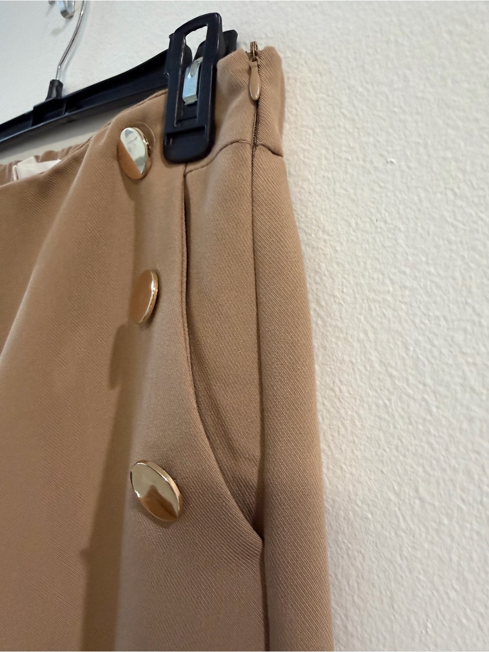 Mango High-Rise Wide-Leg Tan Trousers with Gold Buttons - Picture 3 of 6